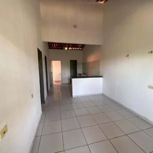 LOCAÇÃO - CASA 2 QUARTOS JAÇANAÚ