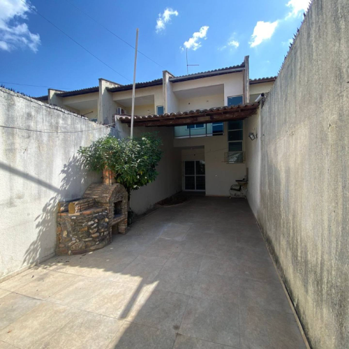 DUPLEX 3 QUARTOS PARA LOCAÇÃO - MUCUNÃ